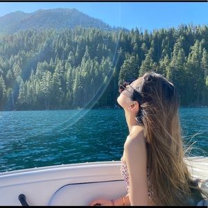 Meet your Posher, Phyllis